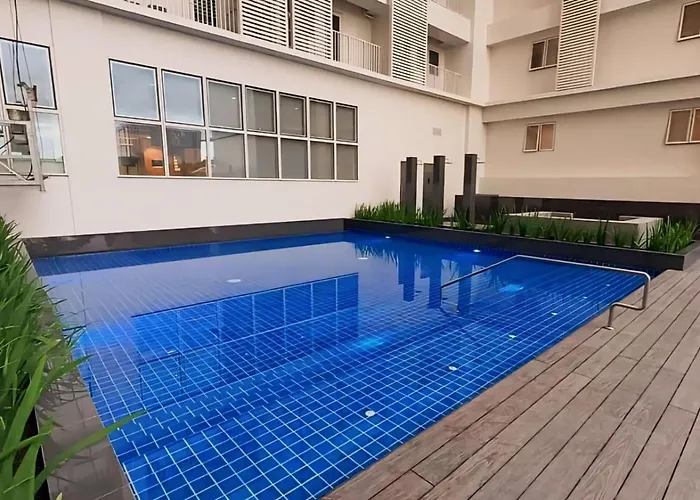 1br Mckinley, Taguig - Sleeps Up To 4!